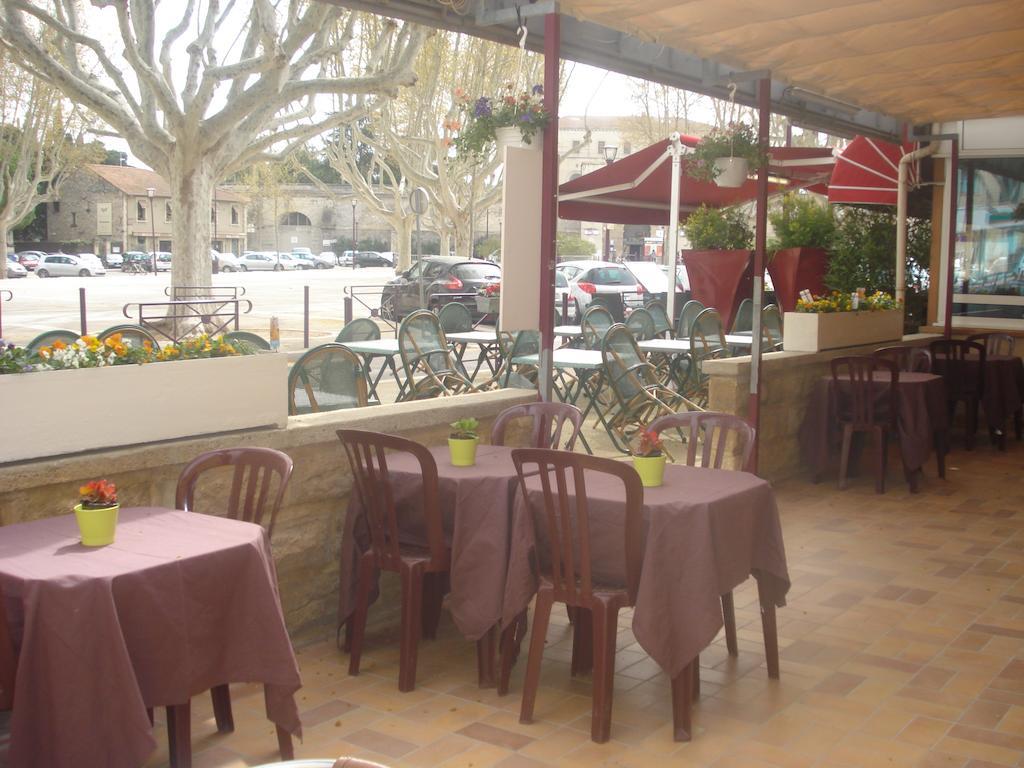 Hotel Le Terminus Tarascona Esterno foto