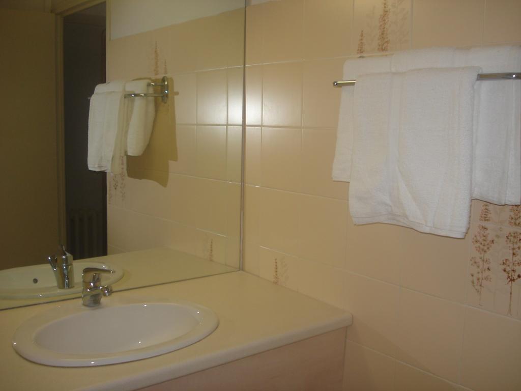 Hotel Le Terminus Tarascona Camera foto